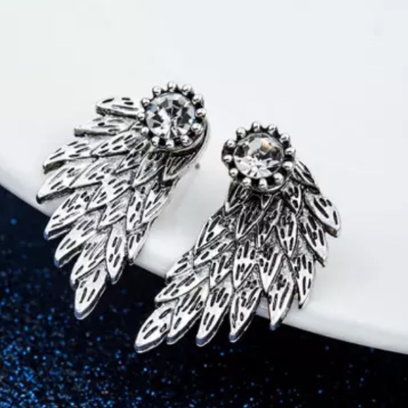Antique Silver tone Angel Wing Jacket Earrings - Picture 2 of 2
